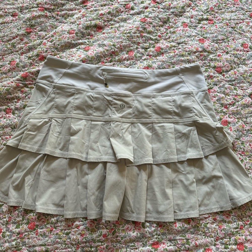 Lululemon Pace Rival Skirt in Grey